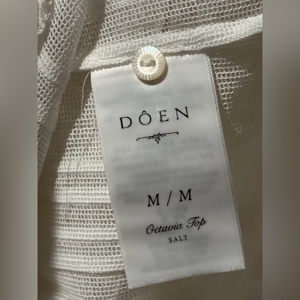 Doen Octavia Top in Salt - Picture 7 of 7